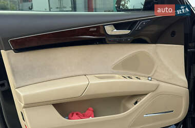 Седан Audi A8 2011 в 