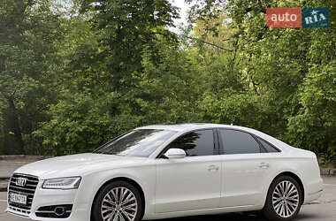 Седан Audi A8 2014 в 