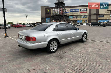 Седан Audi A8 1999 в 