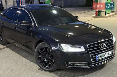Седан Audi A8 2013 в 