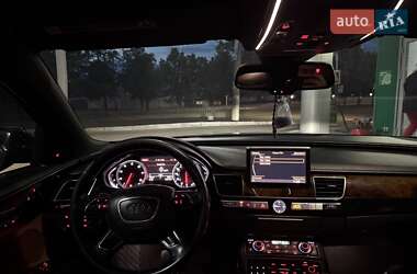 Седан Audi A8 2013 в 