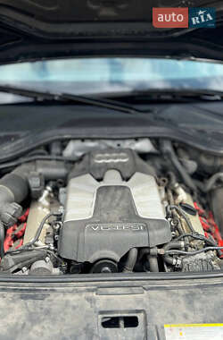 Седан Audi A8 2013 в 