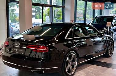 Седан Audi A8 2013 в 