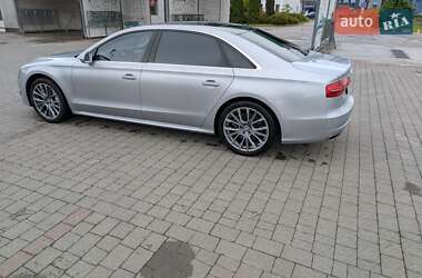 Седан Audi A8 2017 в 