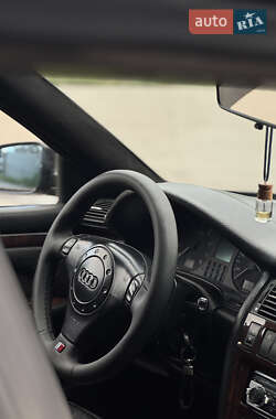 Седан Audi A8 1996 в 