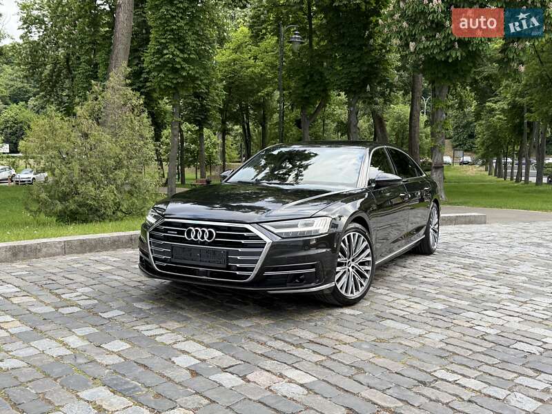 Седан Audi A8 2021 в Киеве