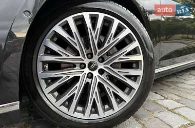 Седан Audi A8 2021 в 