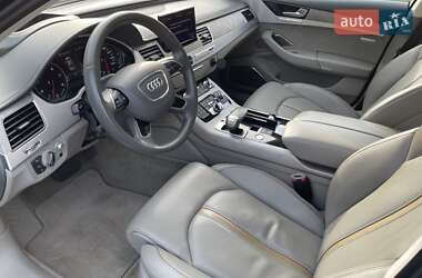 Седан Audi A8 2013 в 