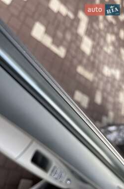 Седан Audi A8 2013 в 