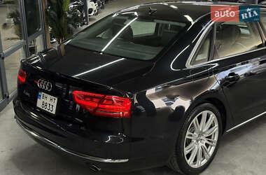 Седан Audi A8 2013 в 