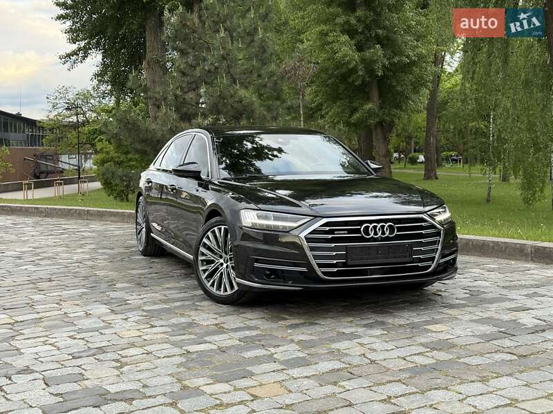 Седан Audi A8 2021 в Киеве
