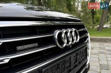 Седан Audi A8 2021 в 