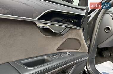 Седан Audi A8 2021 в 