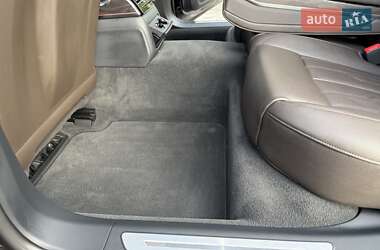 Седан Audi A8 2021 в 