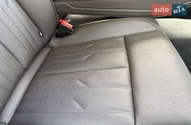 Седан Audi A8 2021 в 