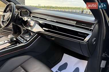 Седан Audi A8 2021 в 