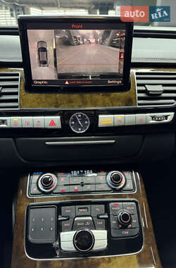 Седан Audi A8 2016 в 