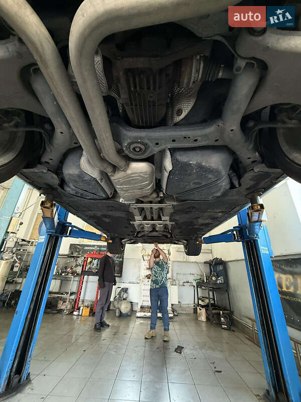 Седан Audi A8 2016 в Одессе