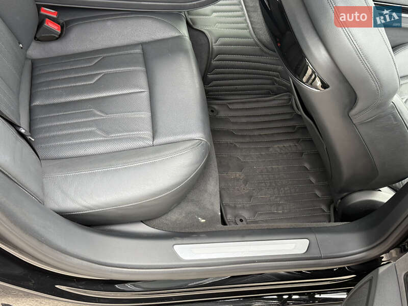 Седан Audi A8 2019 в Дніпрі