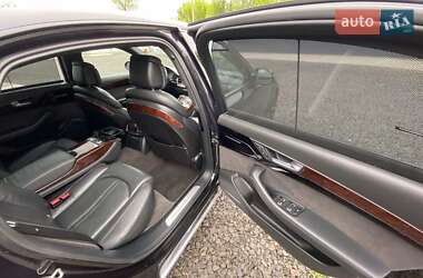 Седан Audi A8 2012 в 