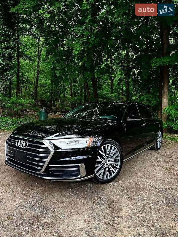 Седан Audi A8 2019 в Черновцах