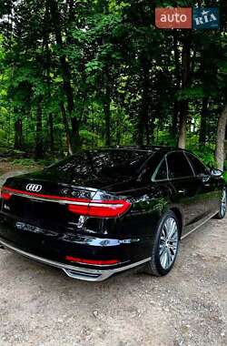 Седан Audi A8 2019 в 