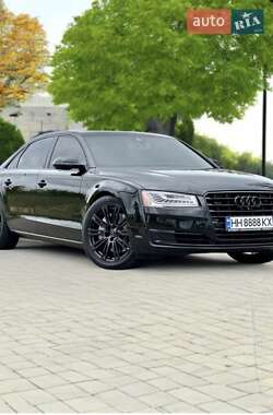 Седан Audi A8 2015 в Ізмаїлі