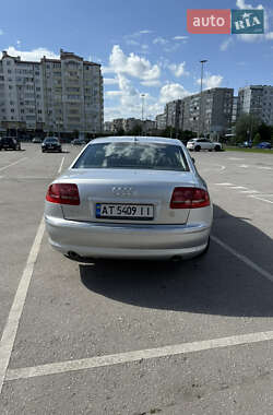 Седан Audi A8 2009 в 