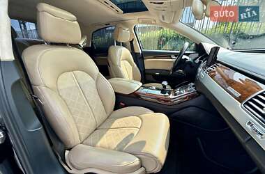 Седан Audi A8 2013 в 
