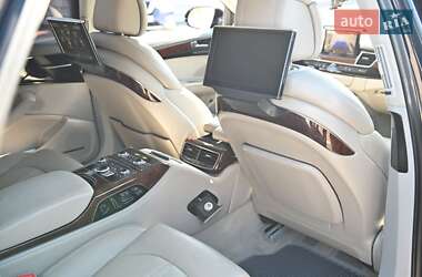 Седан Audi A8 2010 в 
