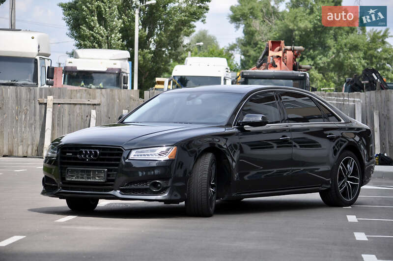 Седан Audi A8 2017 в Киеве