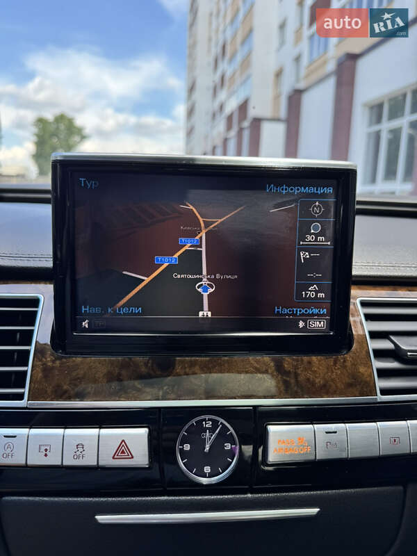Седан Audi A8 2017 в Киеве