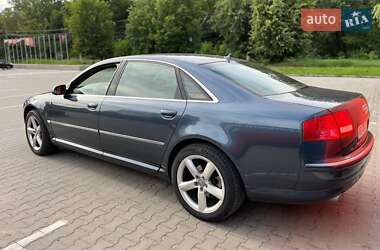 Седан Audi A8 2005 в 