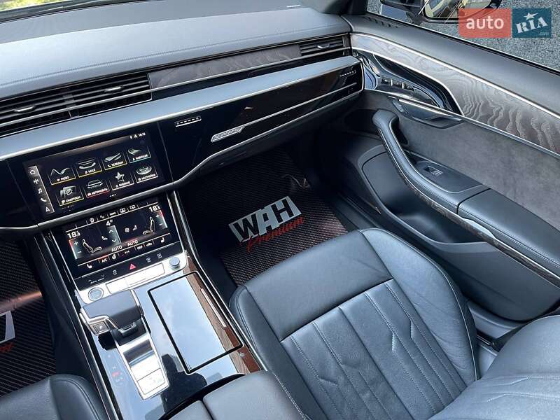 Седан Audi A8 2021 в Киеве
