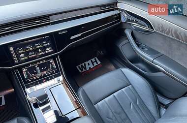 Седан Audi A8 2021 в 