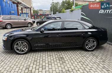 Седан Audi A8 2017 в 