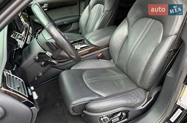 Седан Audi A8 2017 в 