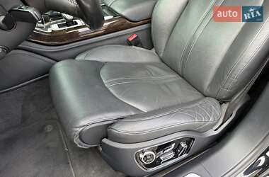 Седан Audi A8 2017 в 