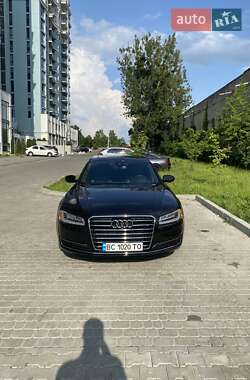 Седан Audi A8 2015 в 