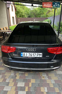 Седан Audi A8 2012 в 