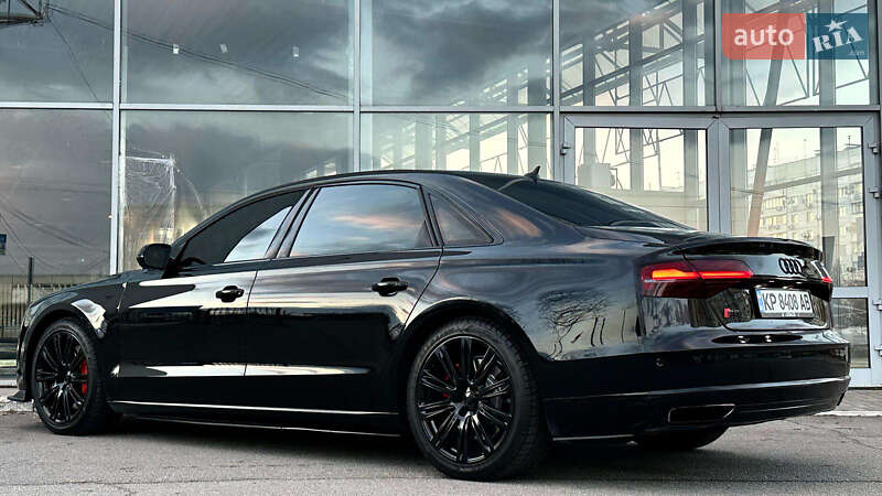 Седан Audi A8 2013 в Запорожье