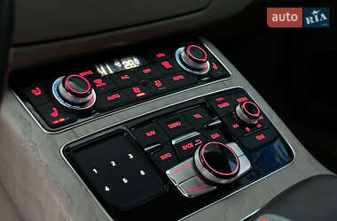 Седан Audi A8 2013 в 