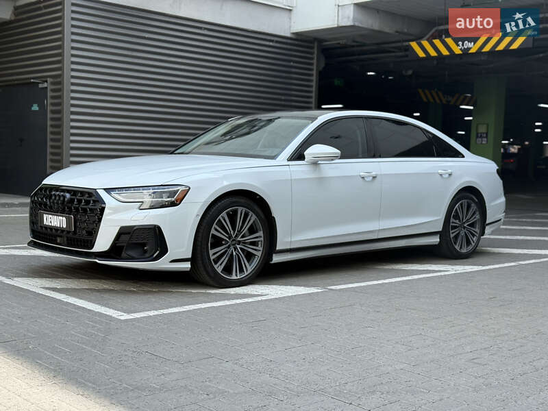 Audi A8 2022