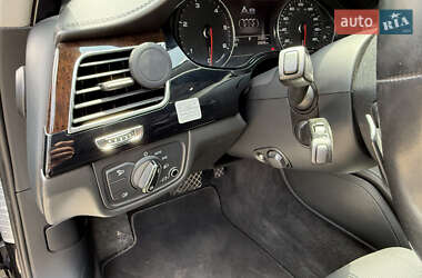 Седан Audi A8 2013 в 