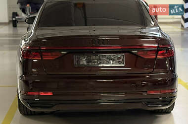 Седан Audi A8 2018 в 