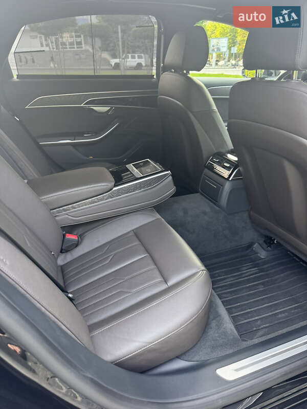 Седан Audi A8 2020 в Днепре
