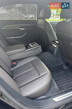Седан Audi A8 2020 в 