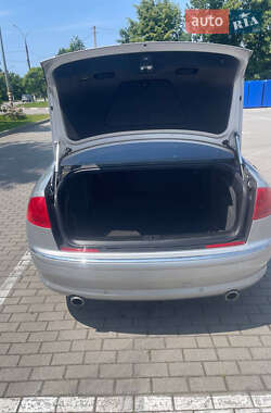 Седан Audi A8 2003 в 