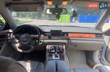 Седан Audi A8 2003 в 