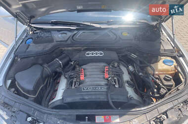 Седан Audi A8 2003 в 